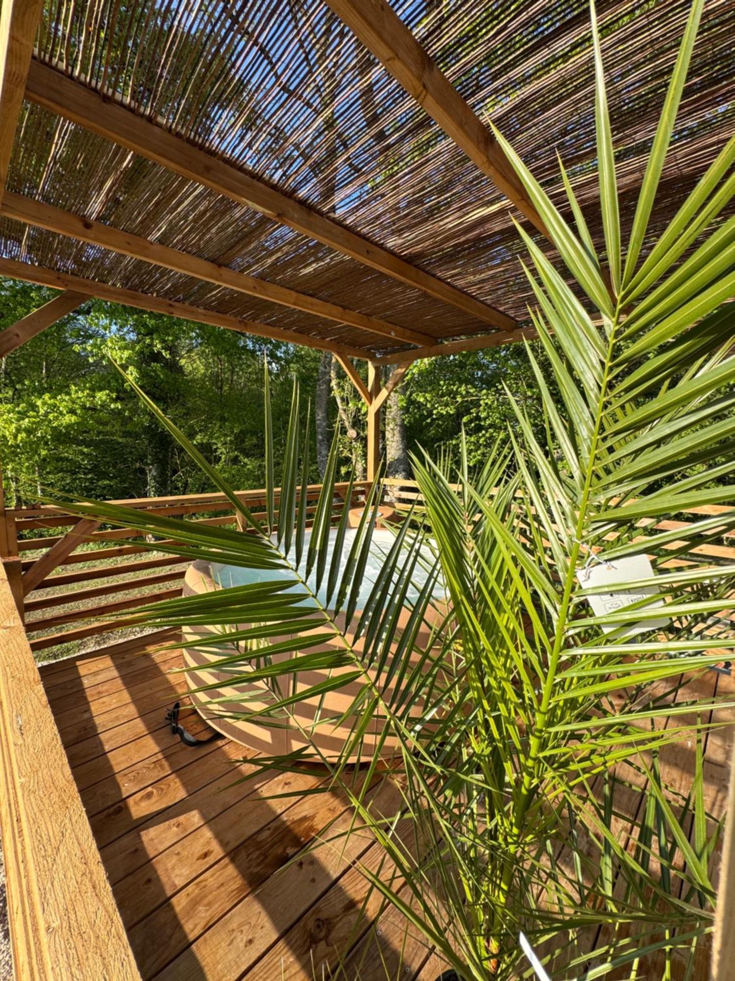 La Buissonniere Lodges 希索 外观 照片